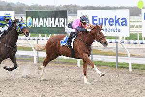 QUELLO SCOOPS UP ALL THE GOLD